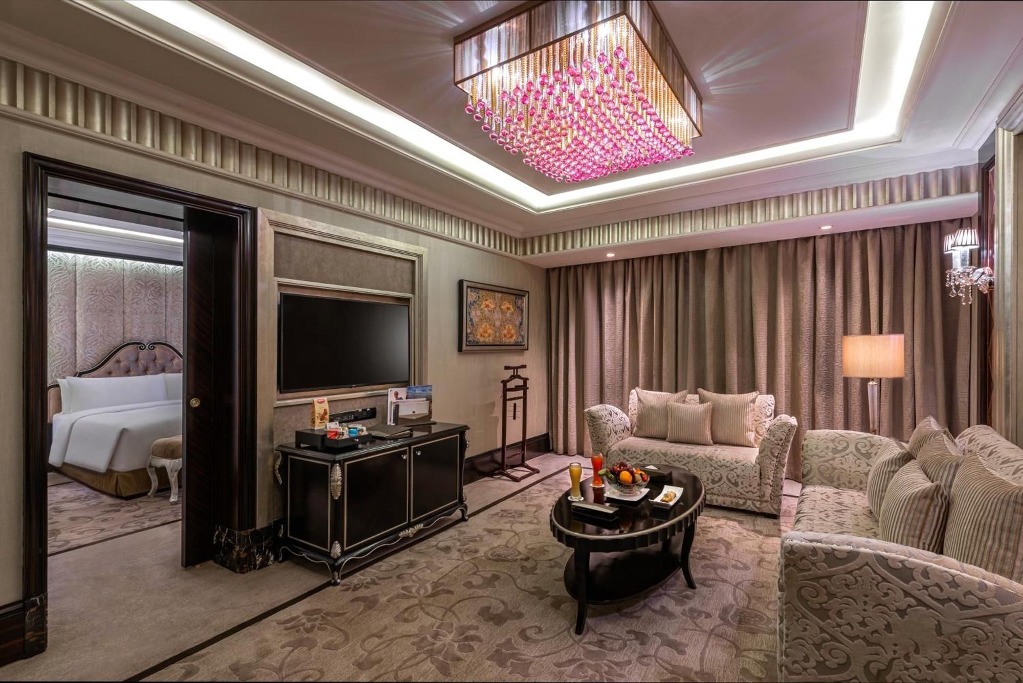 Narcissus Riyadh Hotel & Spa Kültér fotó A suite at the hotel