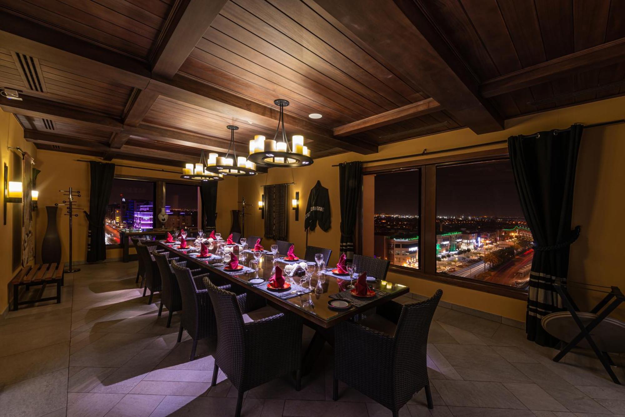Narcissus Riyadh Hotel & Spa Kültér fotó The restaurant